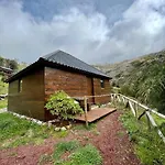 Mountain Eco Shelter 2 *